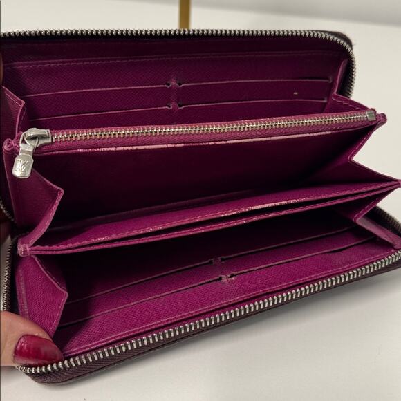 Louis Vuitton Cassis Epi Leather Zippy Long Wallet 31032 Purple Leather - Picture 4 of 6